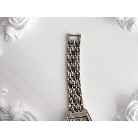 Silver Toned Rounded Bezel Rhinestone Bracelet Vintage Wristwatch 18mm - WORKS! - Picture 4 of 7